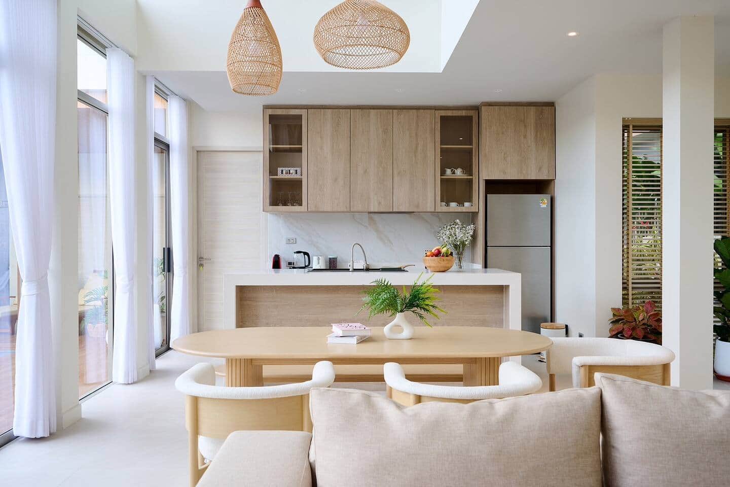 White kitchen island at Villa Belcasa