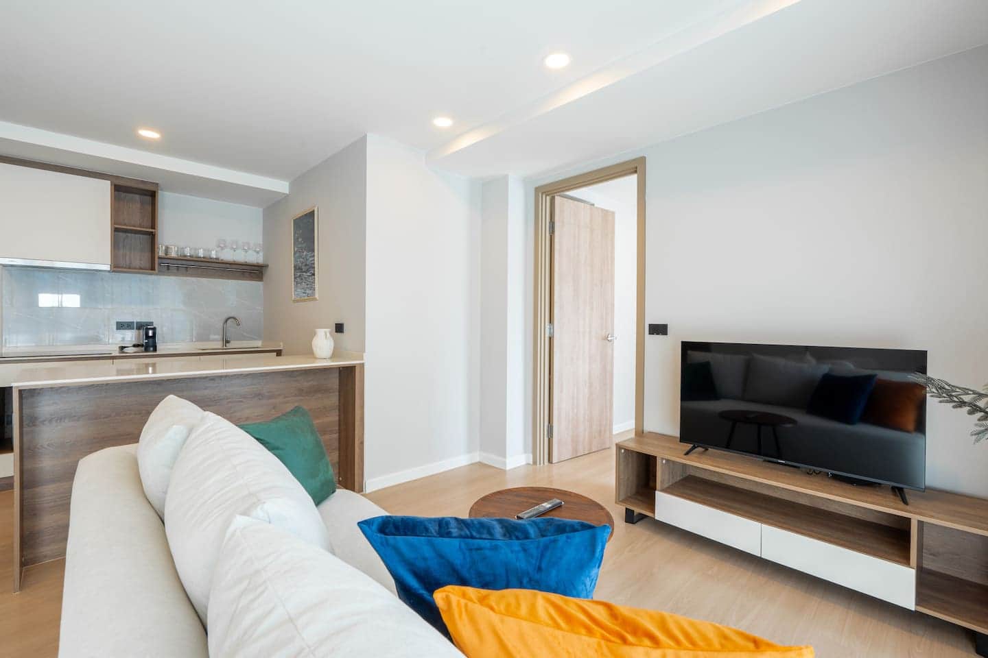 Living room and kitchen at Bella Space
